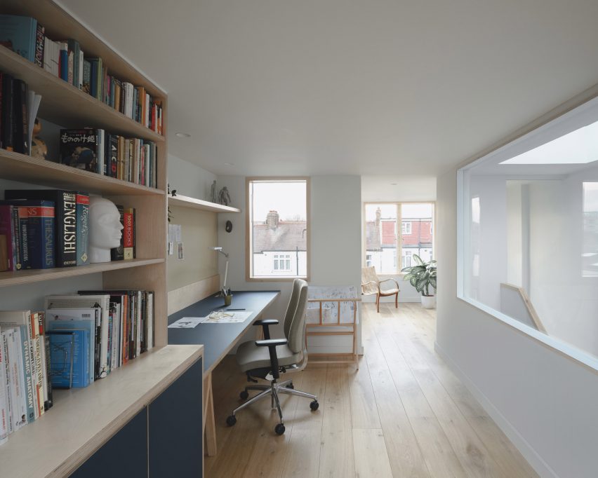 AR Residence by DeDraft