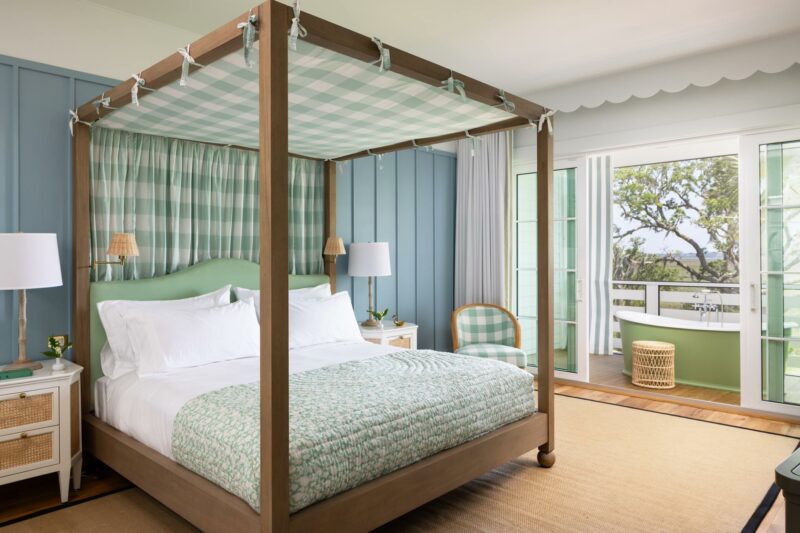 Amanda Lindroth celebrates coastal living at The Dunlin, Auberge Resorts Collection