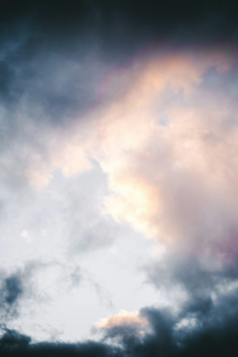 New Research by Rackspace Technology Reveals Hybrid Cloud and AI Integration as Key Drivers for IT Innovation in 2025