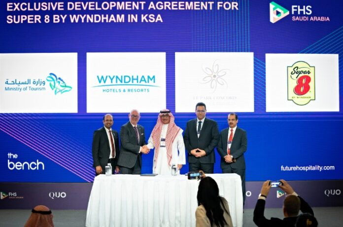 Super 8 by Wyndham Signing Ceremony for KSA Super 8 by Wyndham Signing Ceremony for KSA