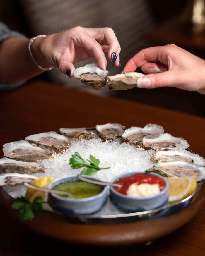 Seamark_Oyster_photo.jpg Seamark_Oyster_photo.jpg
