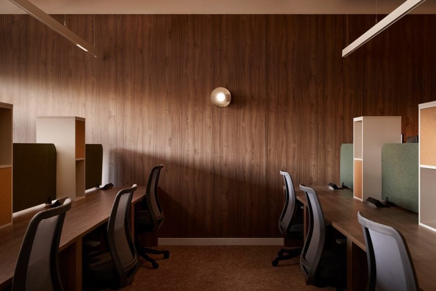 Desks in Forum co-working at Sixty-five Dover in Cremorne, Melbourne, by Foolscap Studio