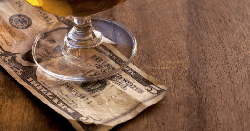 Washington, D.C. city council votes to permanently reinstate tip credit