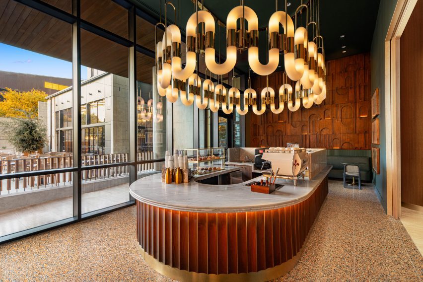 Squiggle light over bar counter