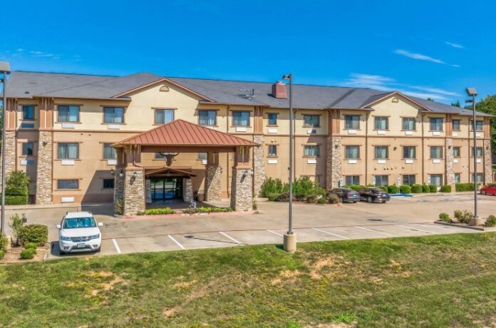 Best Western Plus Royal Mountain Inn & Suites Best Western Plus Royal Mountain Inn & Suites