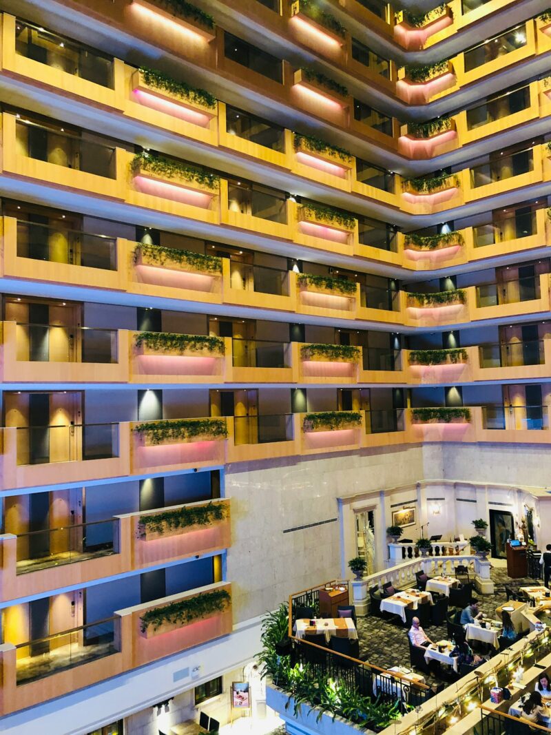 Hotel market segments: How top hotels turn data into bookings