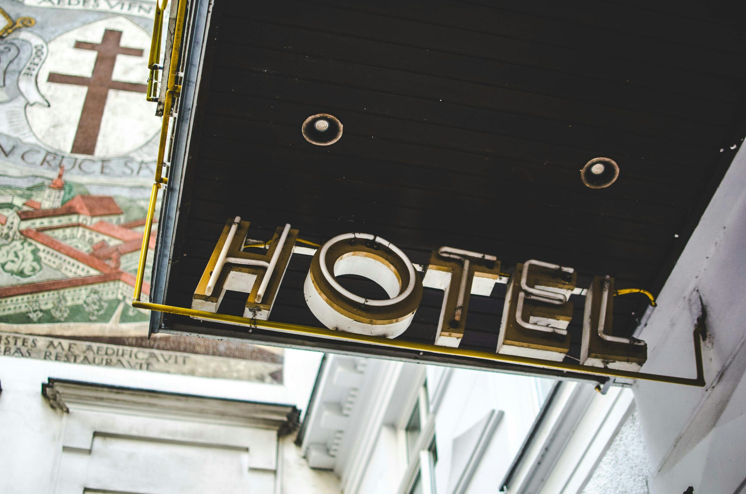 10 Ways Hotels can Increase Direct Bookings in 2026