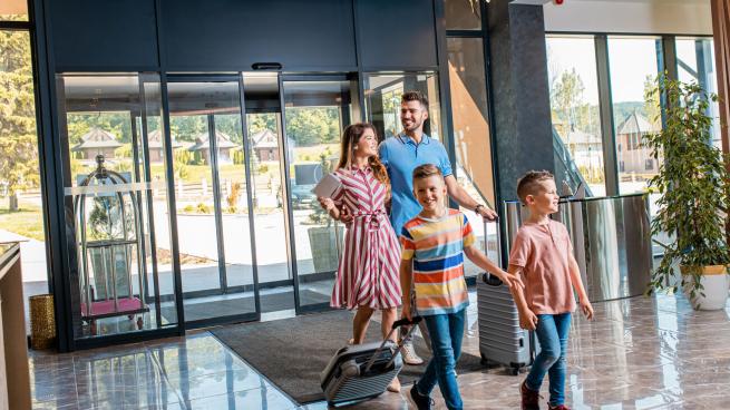 3 Ways AI Improves Hotel Guest Experiences
