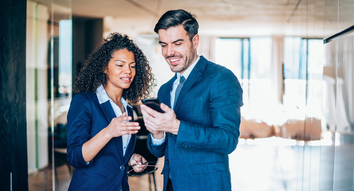 Connect with Expedia – Expand Your Reach Across the Globe!