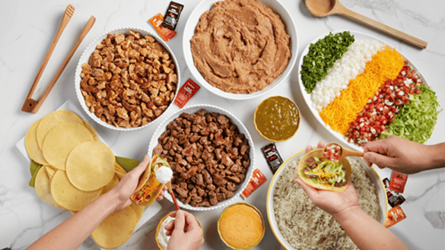 Del Taco Expands Catering