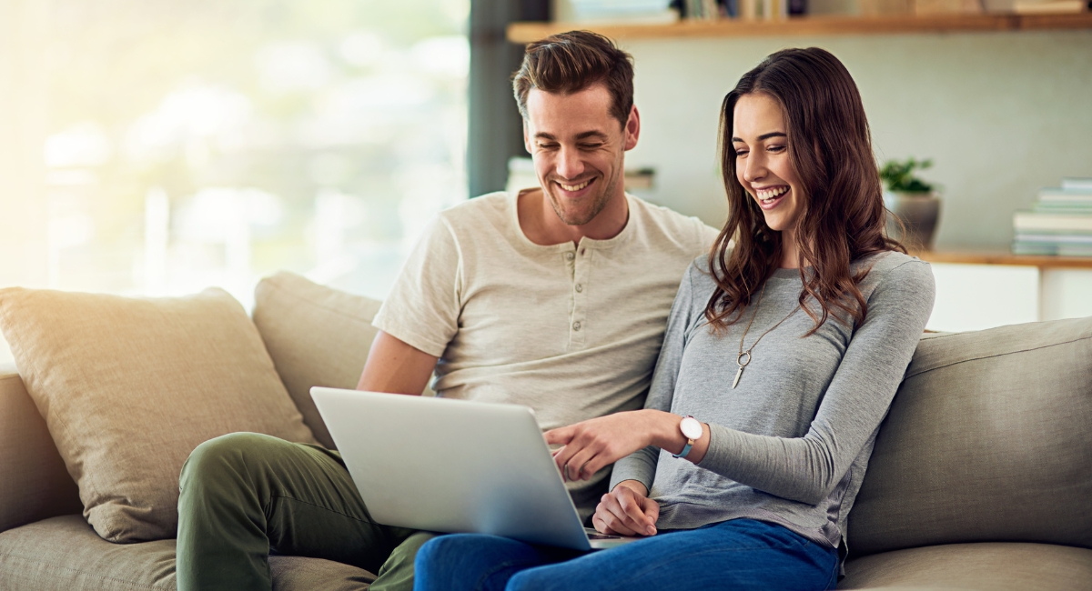 7 Social Media Tips to Help Your Hotel Stand Out This Peak Season