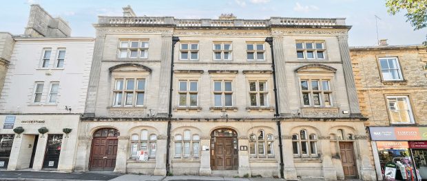 Former HSBC bank in Chipping Norton on the market with Watling Real Estate