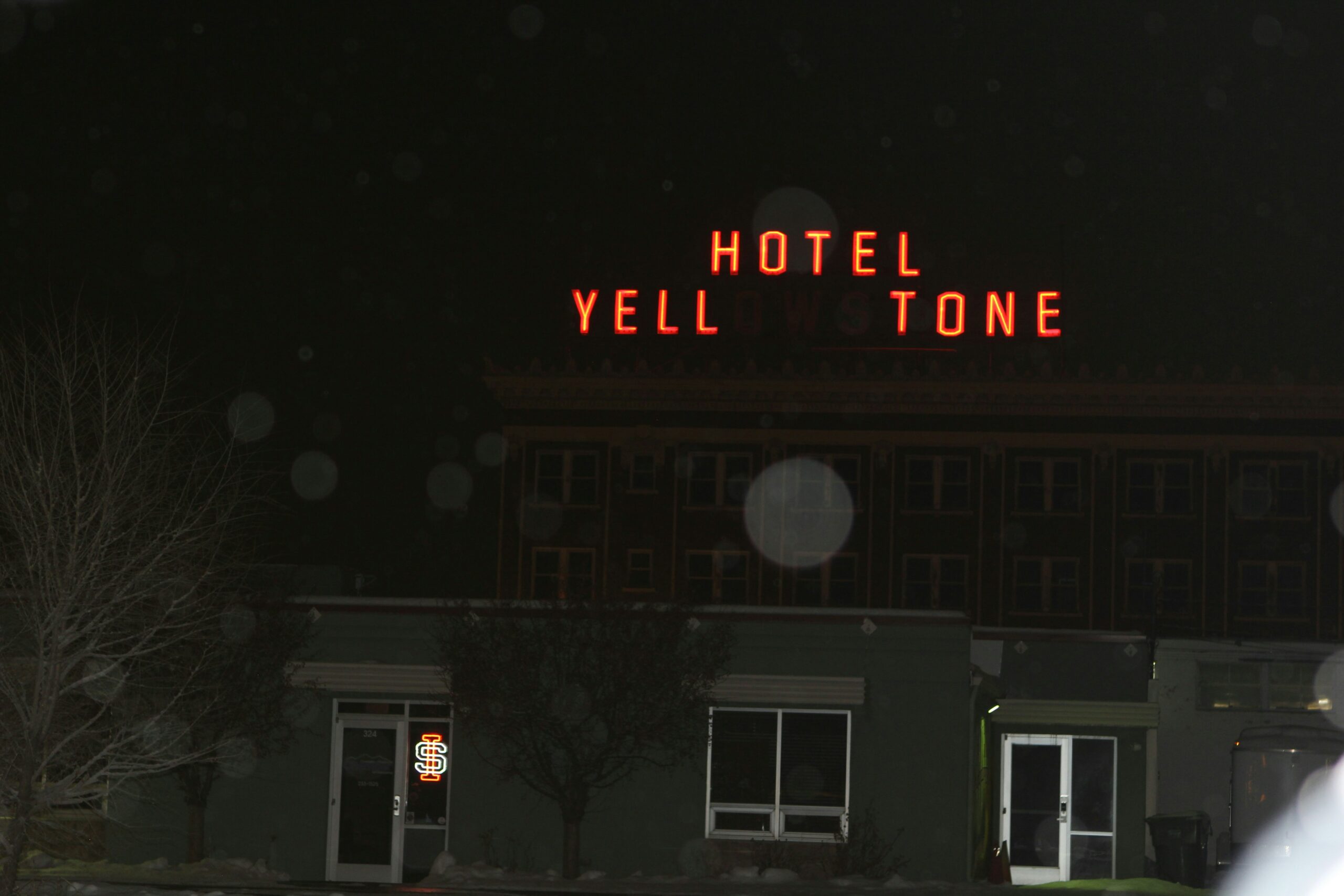 AI won’t save your hotel if your teams are still copy-pasting between systems