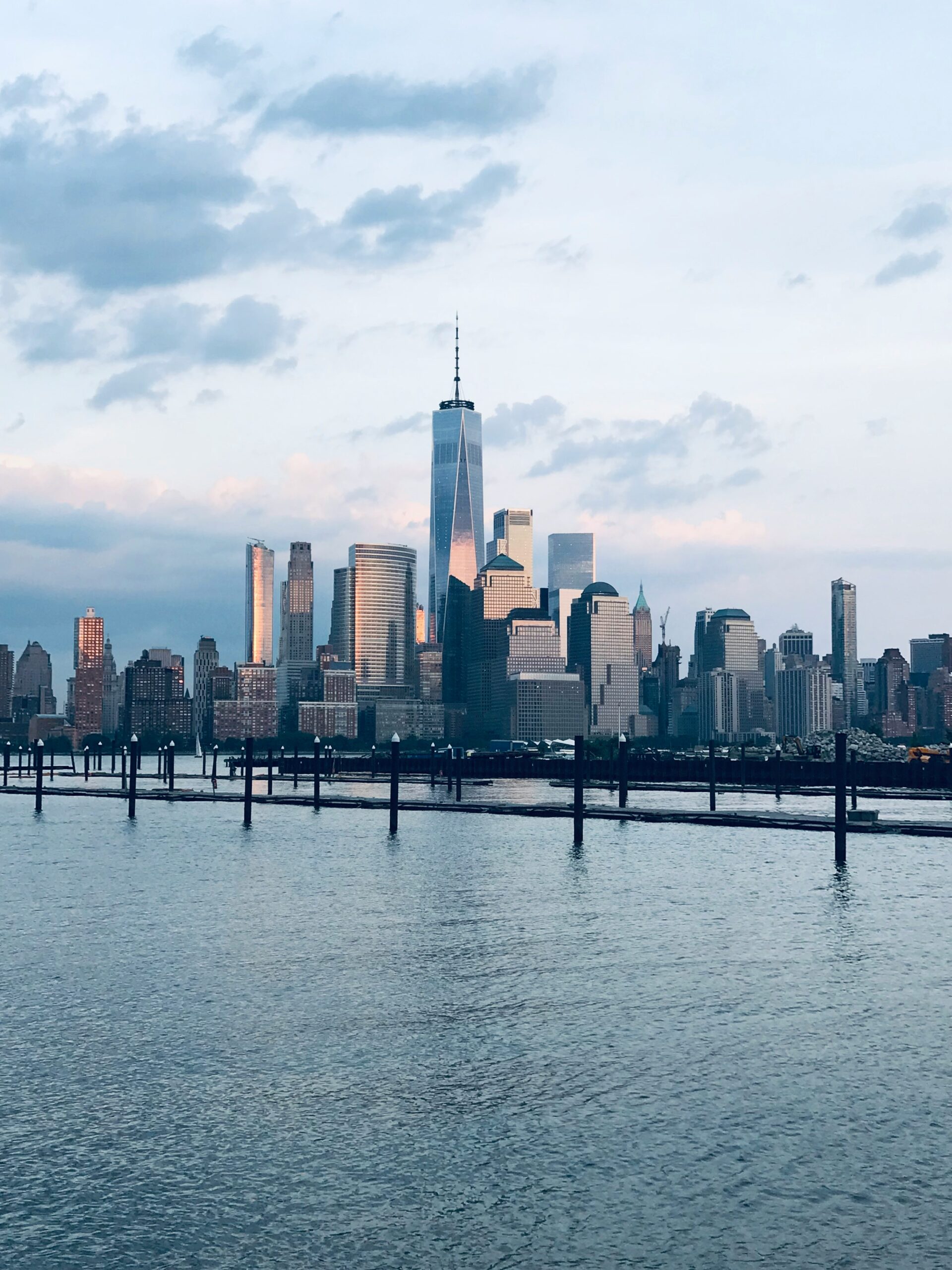 Jersey City Hotel Market Sees Boost with 80% Occupancy and $260 ADR in 2025, Despite NYC Constraints