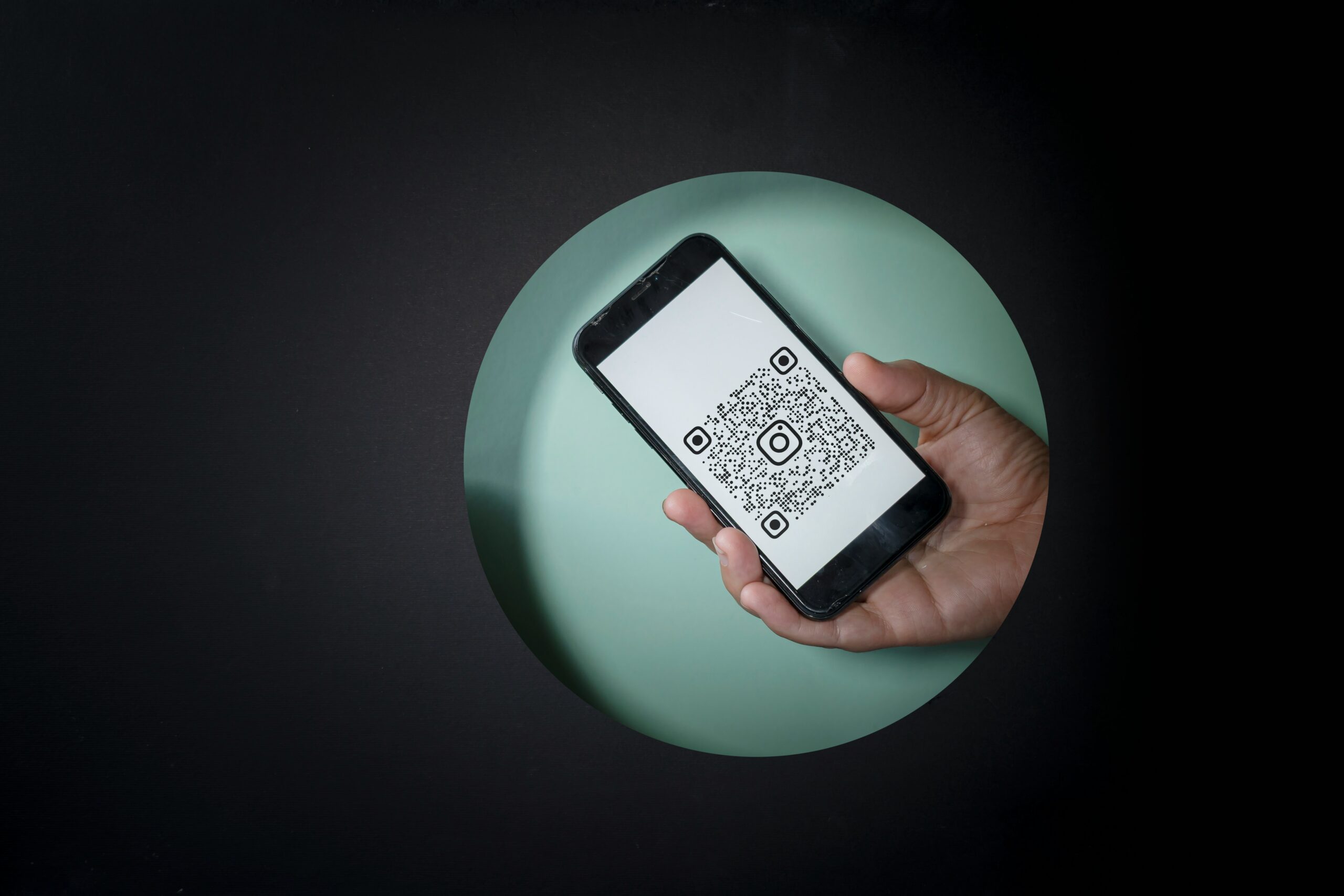 NFC Tipping Technology in Hospitality Offers Superior Guest Experience and Employee Mobility Over QR Codes by 2026