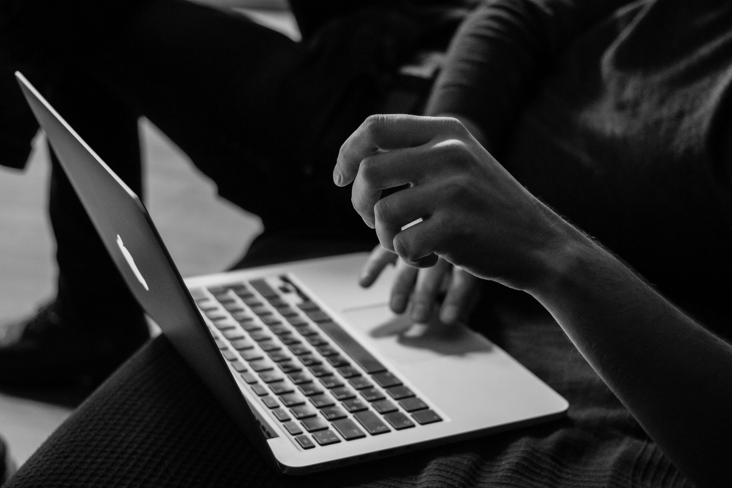 40% of Travelers Use AI for Trip Planning, Driving Hoteliers to Adopt Generative Engine Optimization Strategies