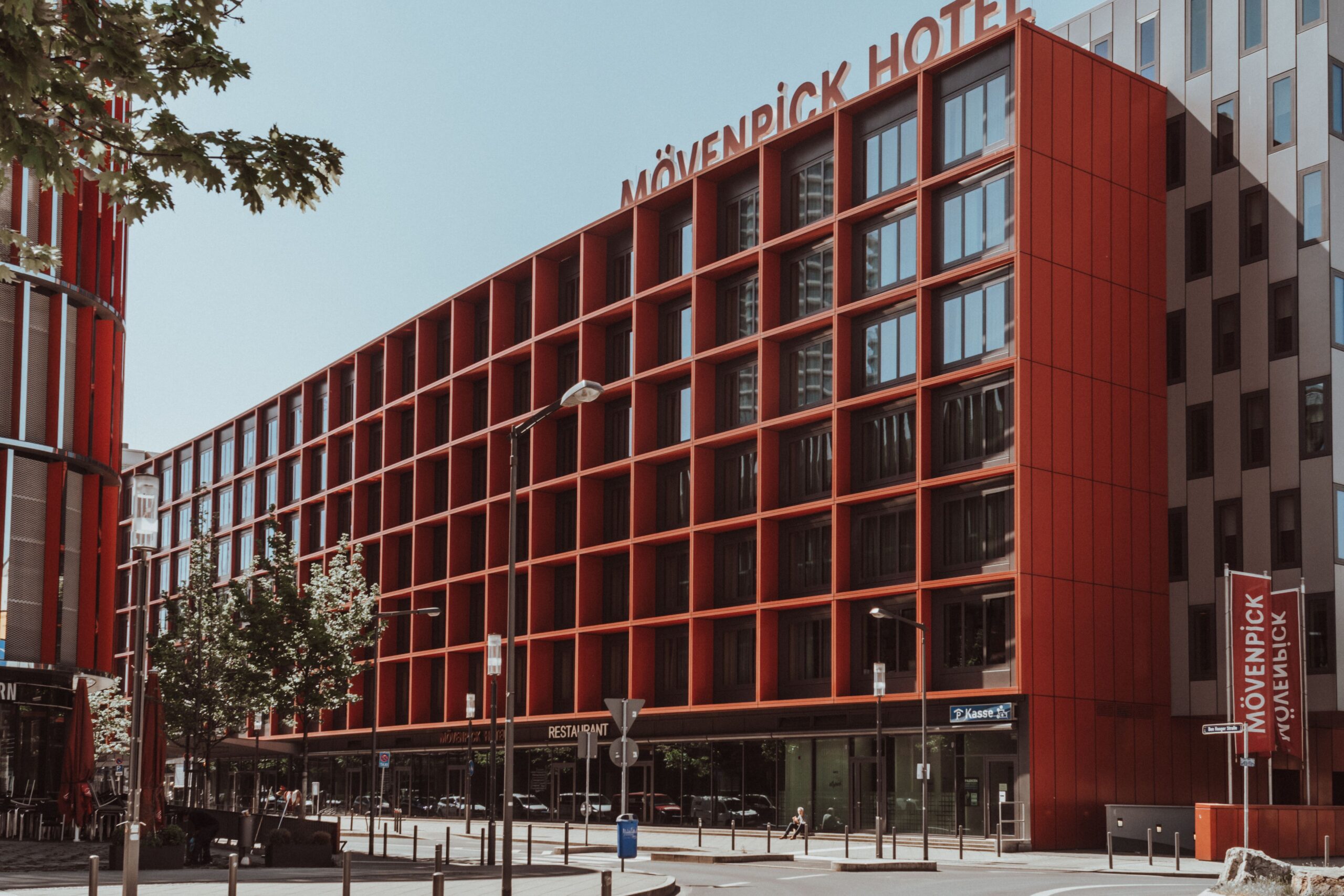 Hotel Industry Faces Challenges with Fragmented Data as Integration Becomes Key Strategic Capability for Success