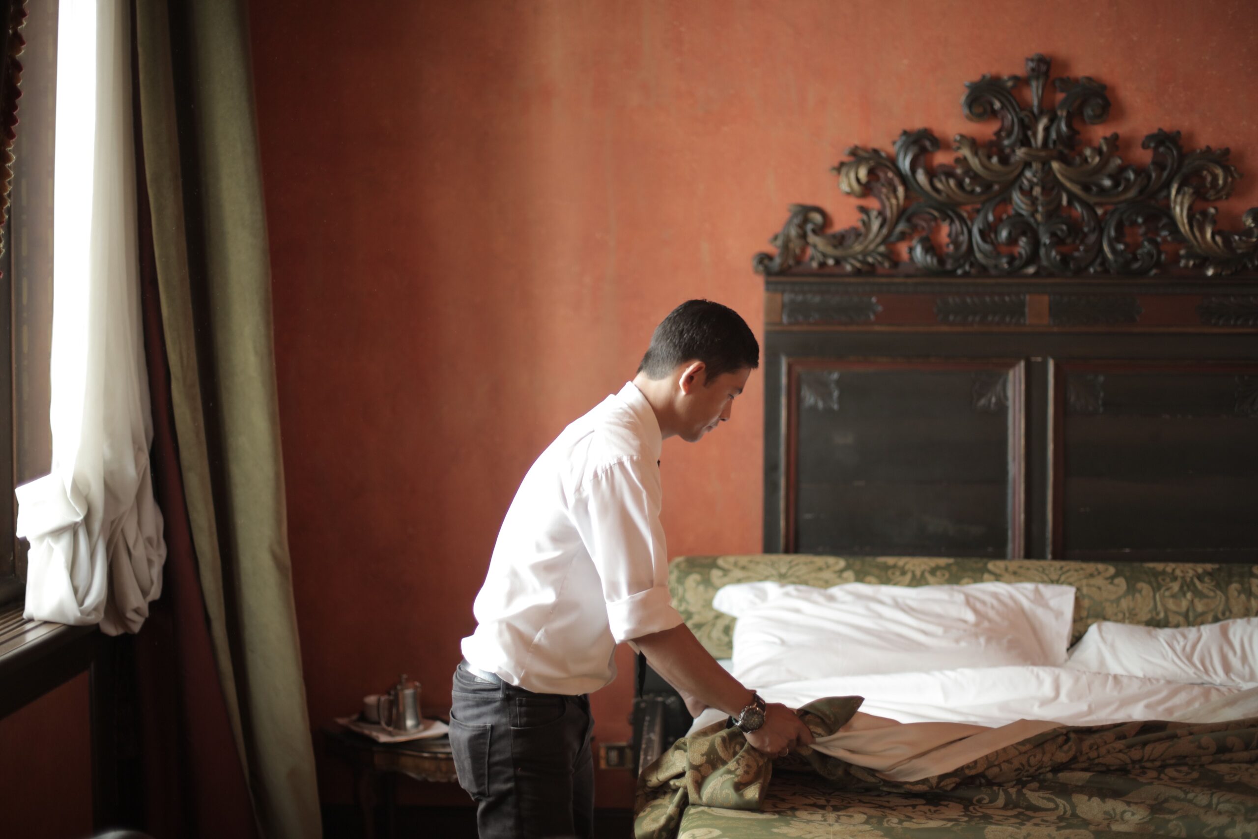 Independent Hotels Struggle with Revenue Loss Due to Reactive Pricing Amidst Rapid Demand Shifts and Manual Systems