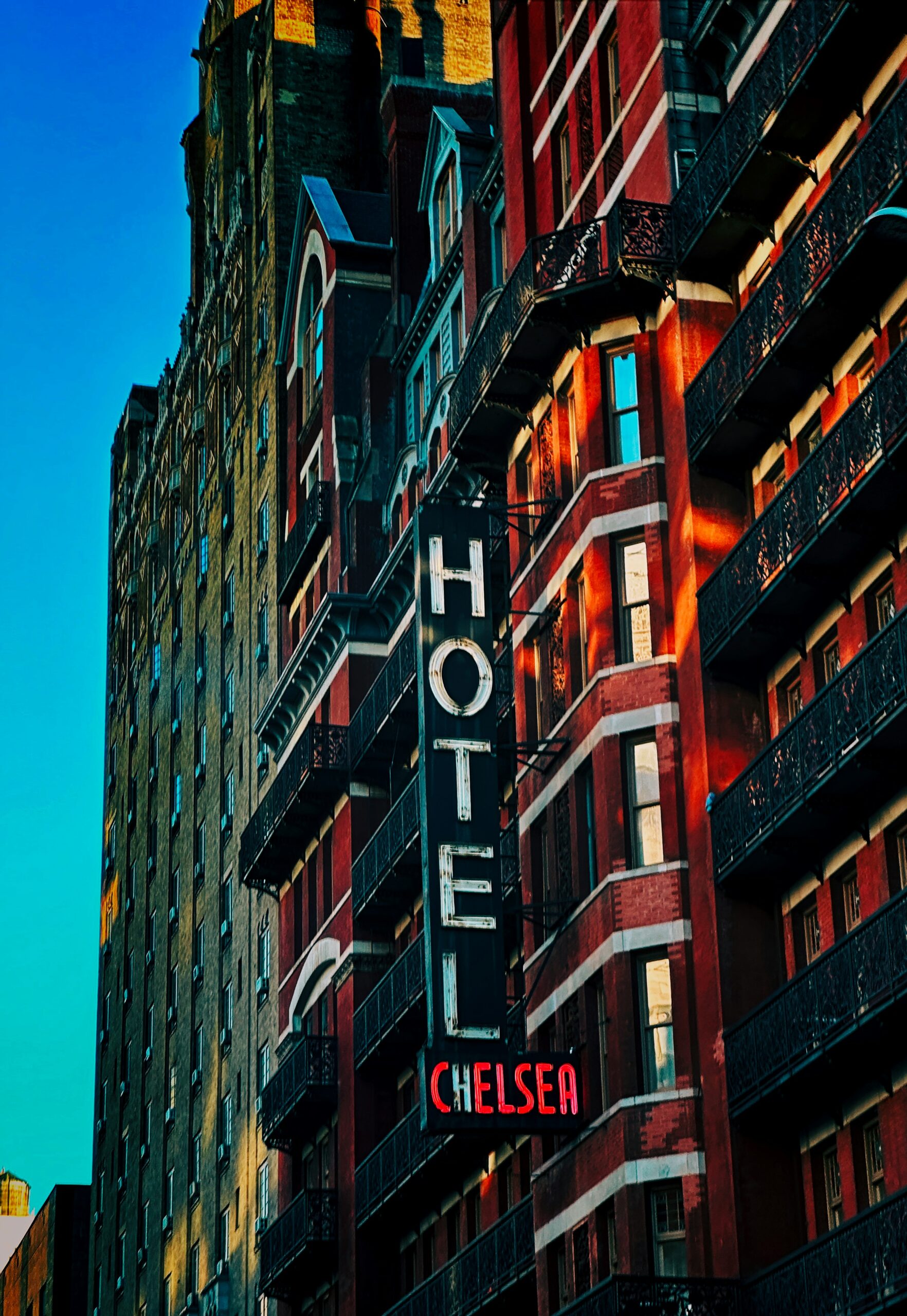 Expedia Reports 60% of Travelers Now Use Social Media for Travel Inspiration, Up from 35% in Two Years