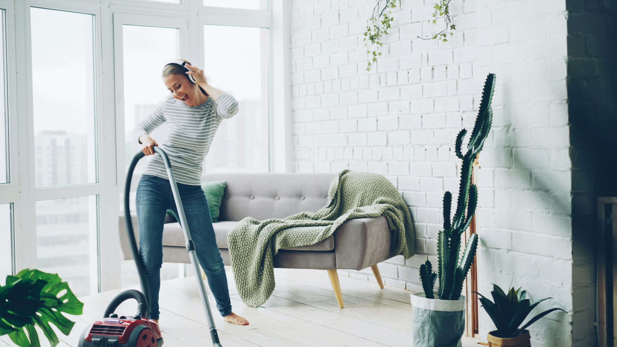 Shiji Enhances Daylight PMS with Real-Time Task Management for Efficient Housekeeping in Mobile App