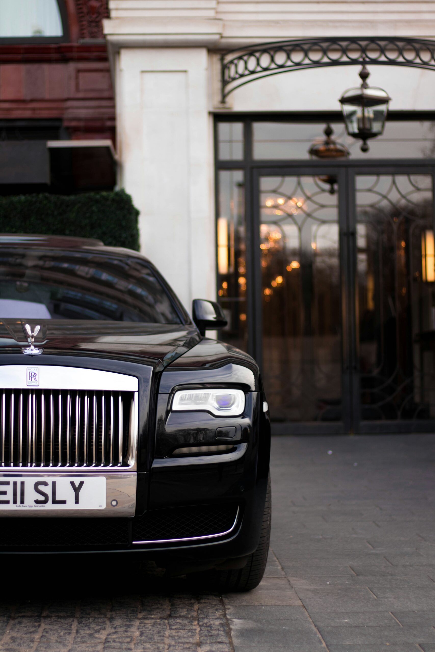 Glion and Four Seasons Launch "The Next Luxury Business Leader" Challenge with Full Scholarship and Mentorship Opportunities