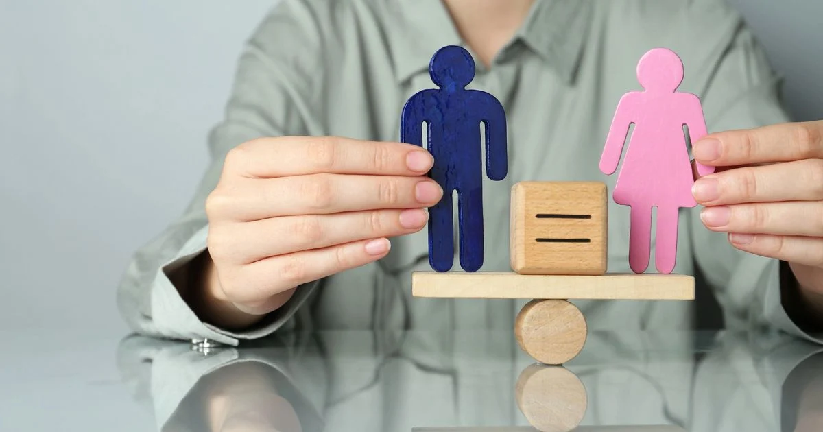 Who Serves, Who Leads: Hospitality’s Persistent Gender Divide