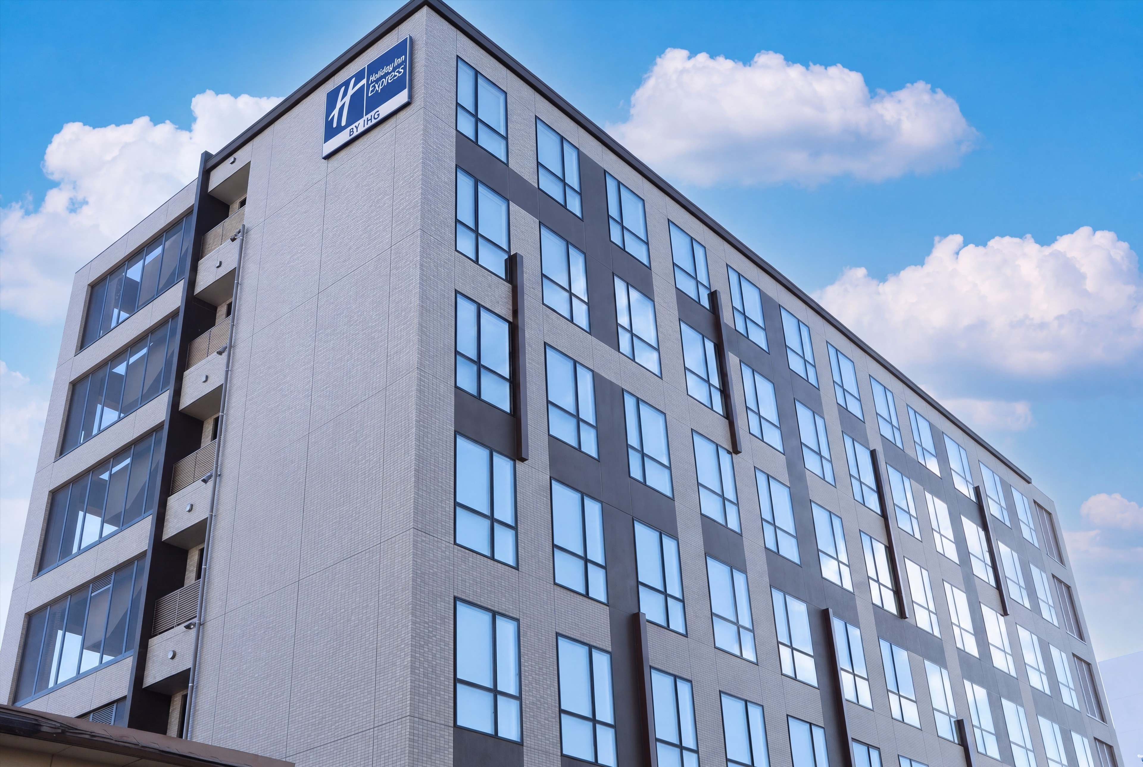 IHG Hotels & Resorts signs landmark 14-hotel portfolio deal in Japan