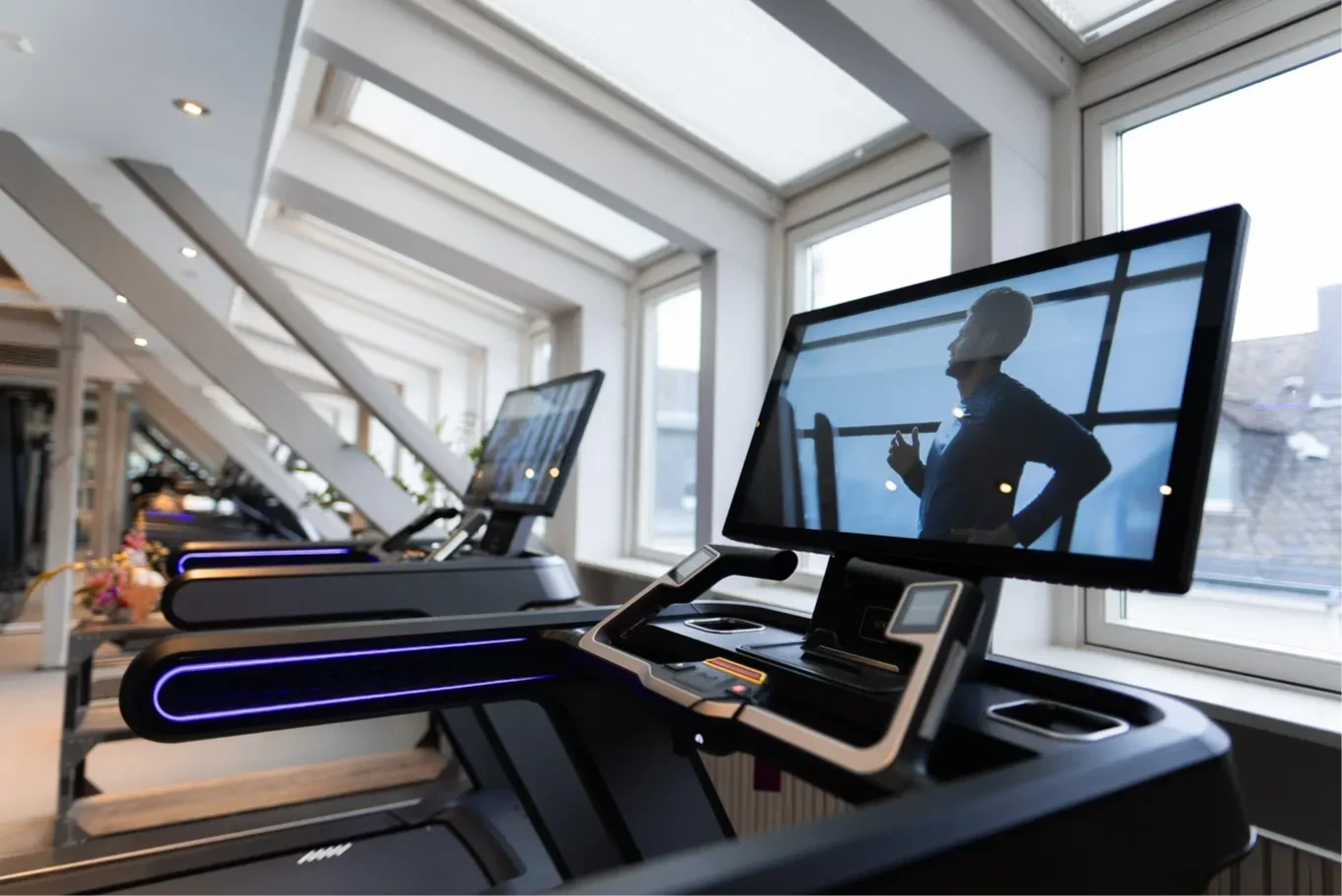 Luxury Hospitality Industry Focuses on Operational Excellence to Enhance Guest Experience and Support Business Goals
