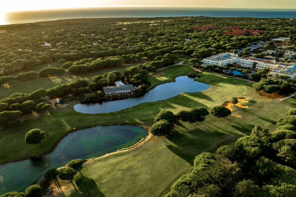 Kimpton Opens 194-Room Quinta da Marinha Resort in Cascais, Featuring Golf, Spa, and Coastal Views