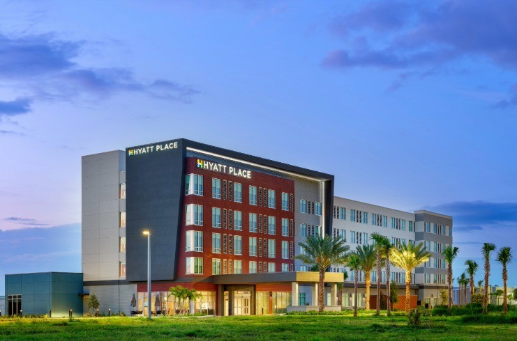MIA Hospitality Management Begins First Third-Party Management with Hyatt Place Melbourne Airport and Runway Rooftop Bar