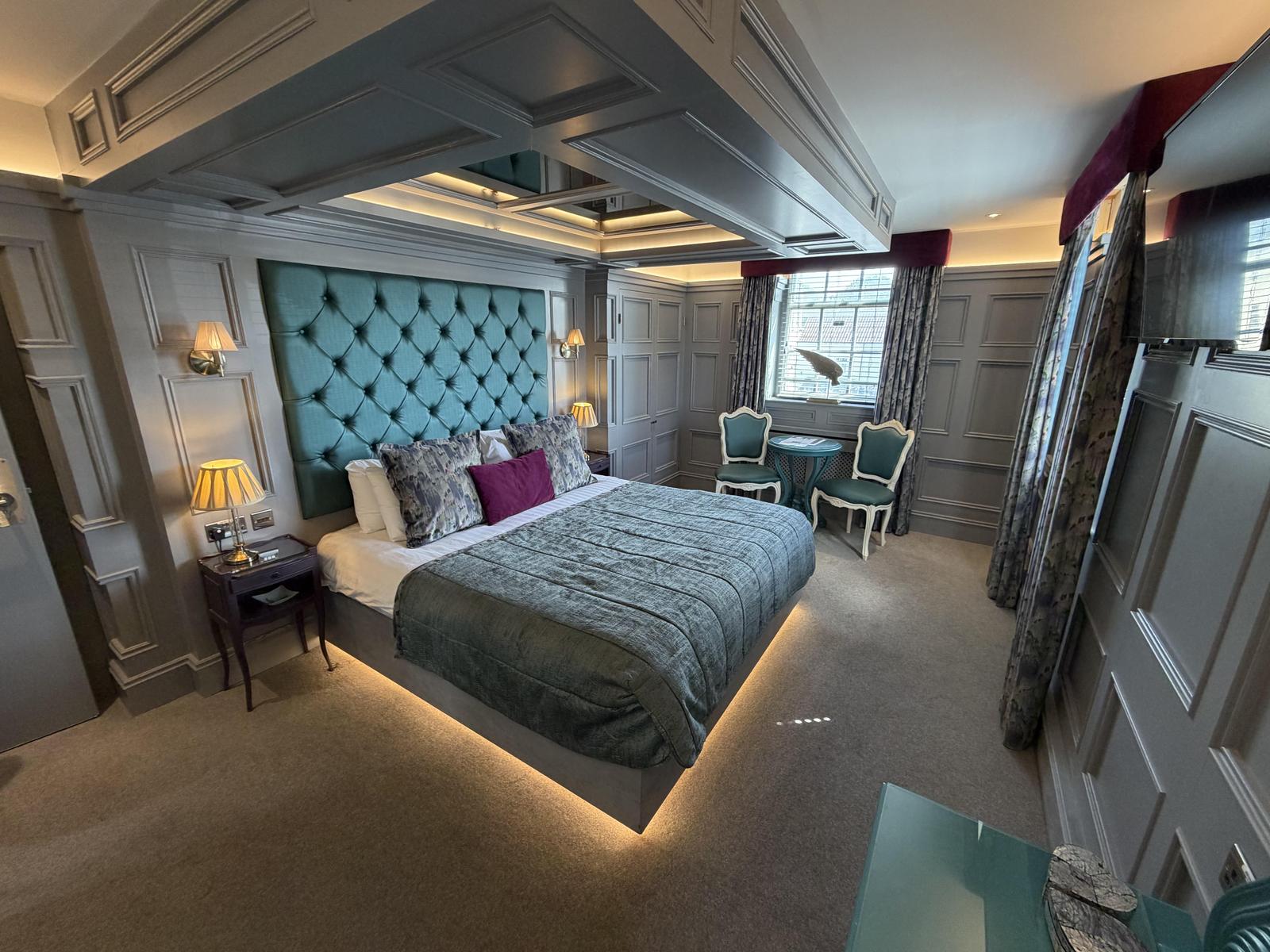 The Crown Hotel in Bawtry Listed for Sale Over £7 Million as Long-Serving Manager Retires