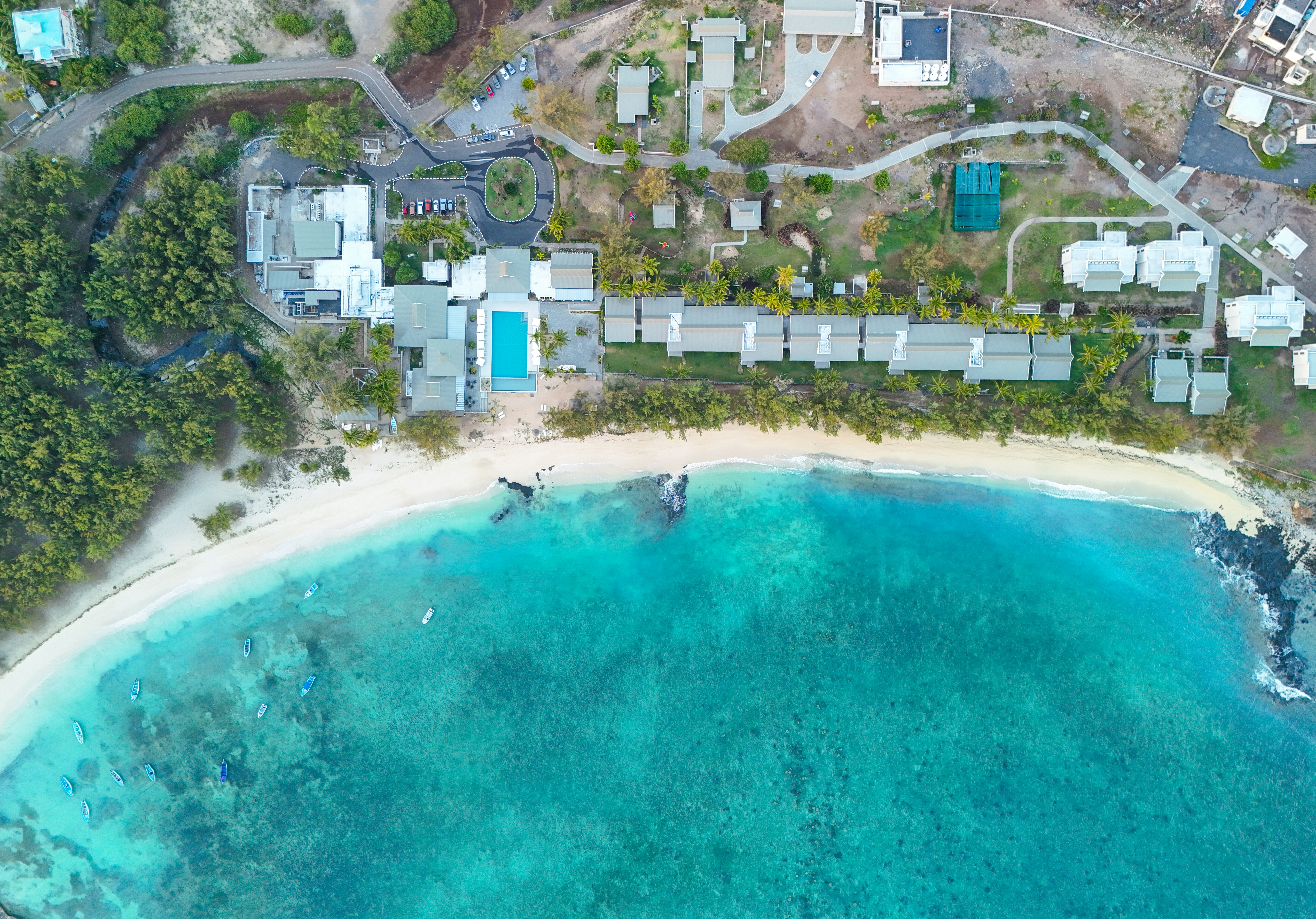Study Shows AI Rarely Cites Hotel Websites Directly; Trust in AI Results Remains Low at 17-20%