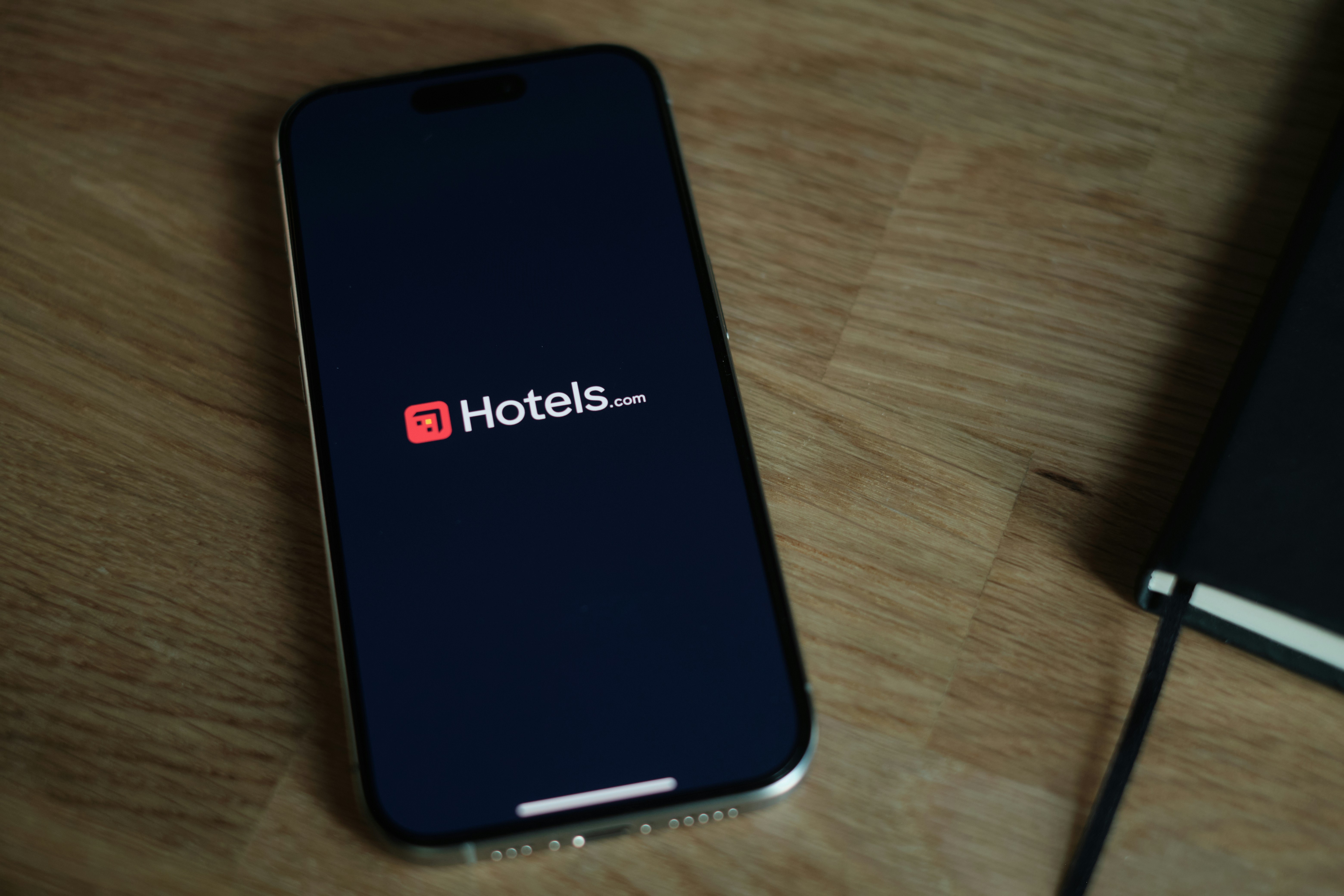 Hotels.com Launches Business Travel Mode Offering Rewards Through One Key, Enhancing Traveler Benefits and Repeat Bookings