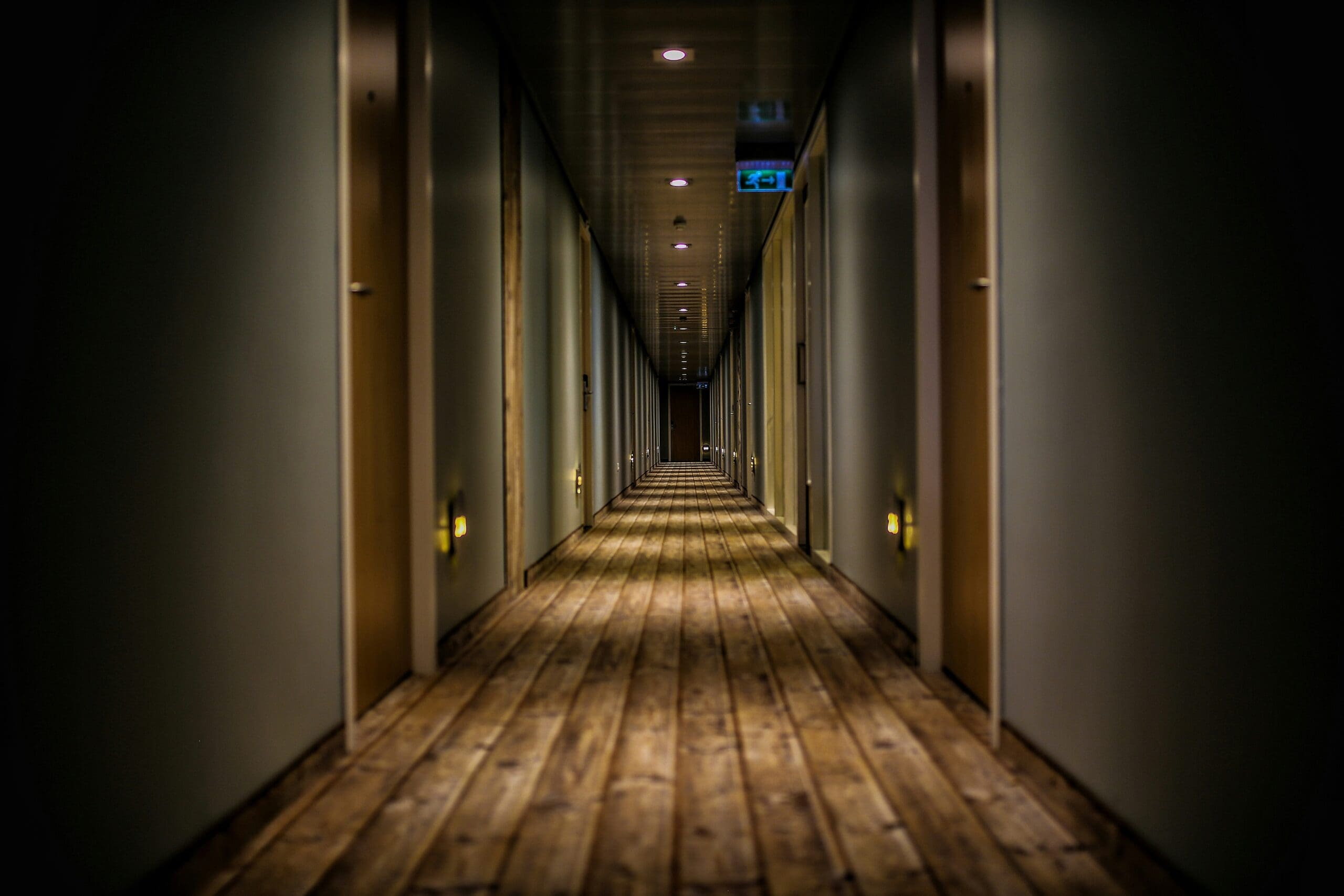 UK Hospitality and Leisure Sector Faces 17.5% Increase in Critical Financial Distress, Totaling 4,481 Businesses