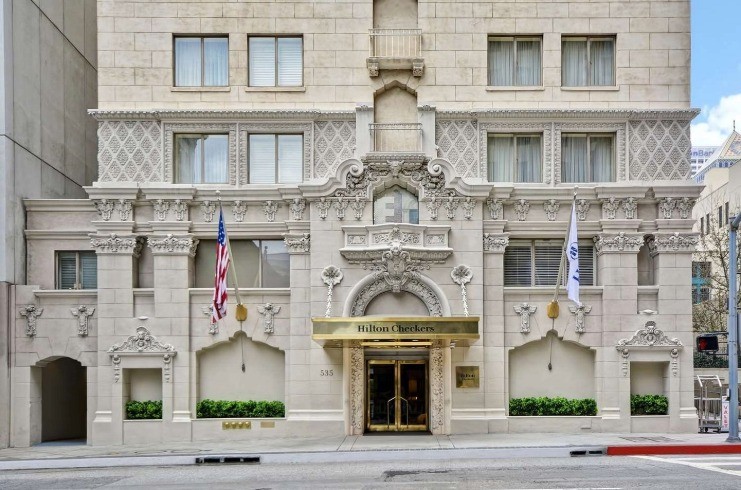 Oliver Hotels & Resorts Rebrands, Manages Over 30 Properties, Reports $1 Million March Revenue for Hilton Checkers LA