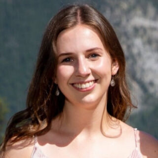 Headshot of Lana Cook