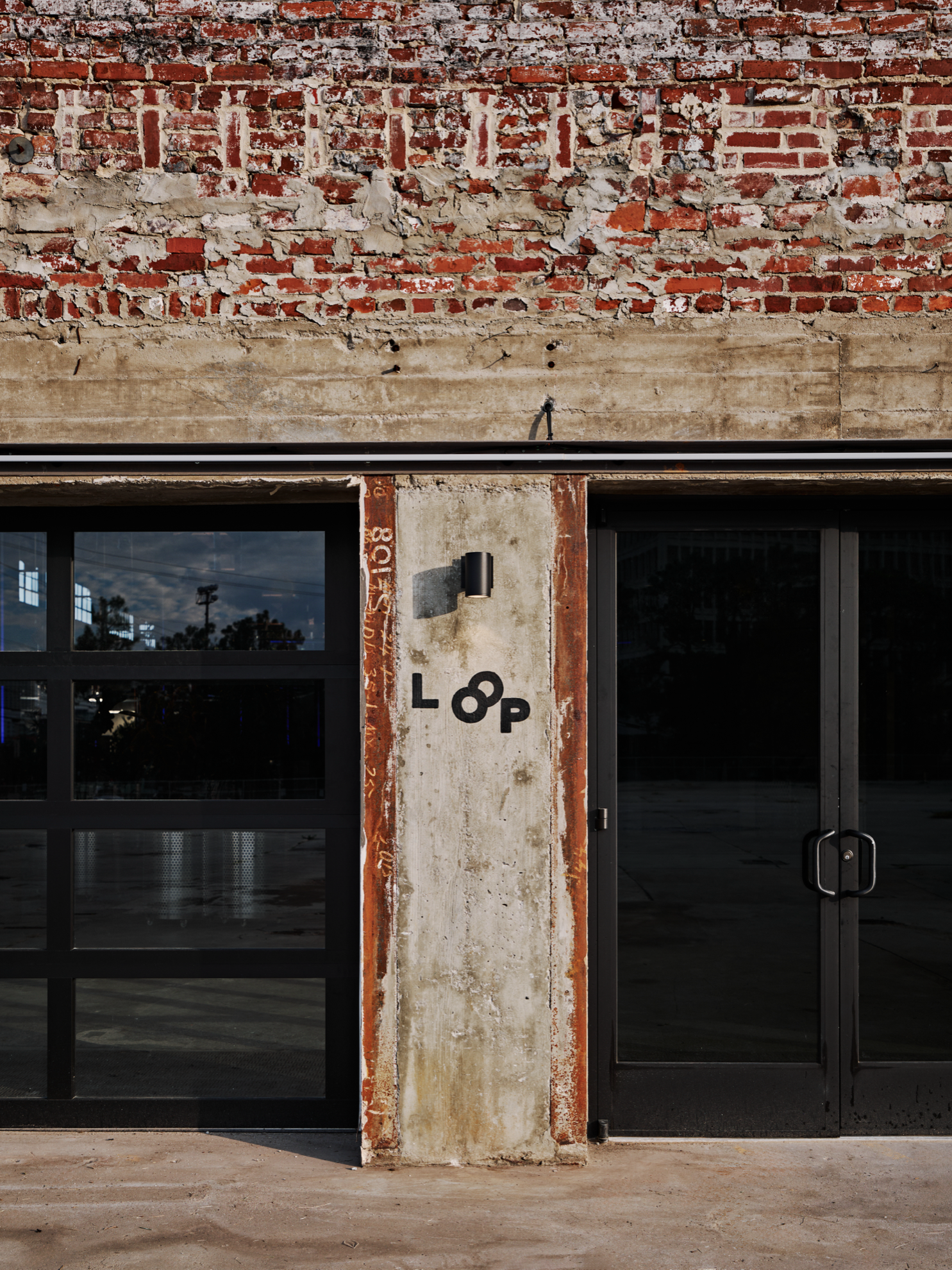 This warehouse-turned-art centre in Atlanta glows like ‘Dan Flavin on steroids’