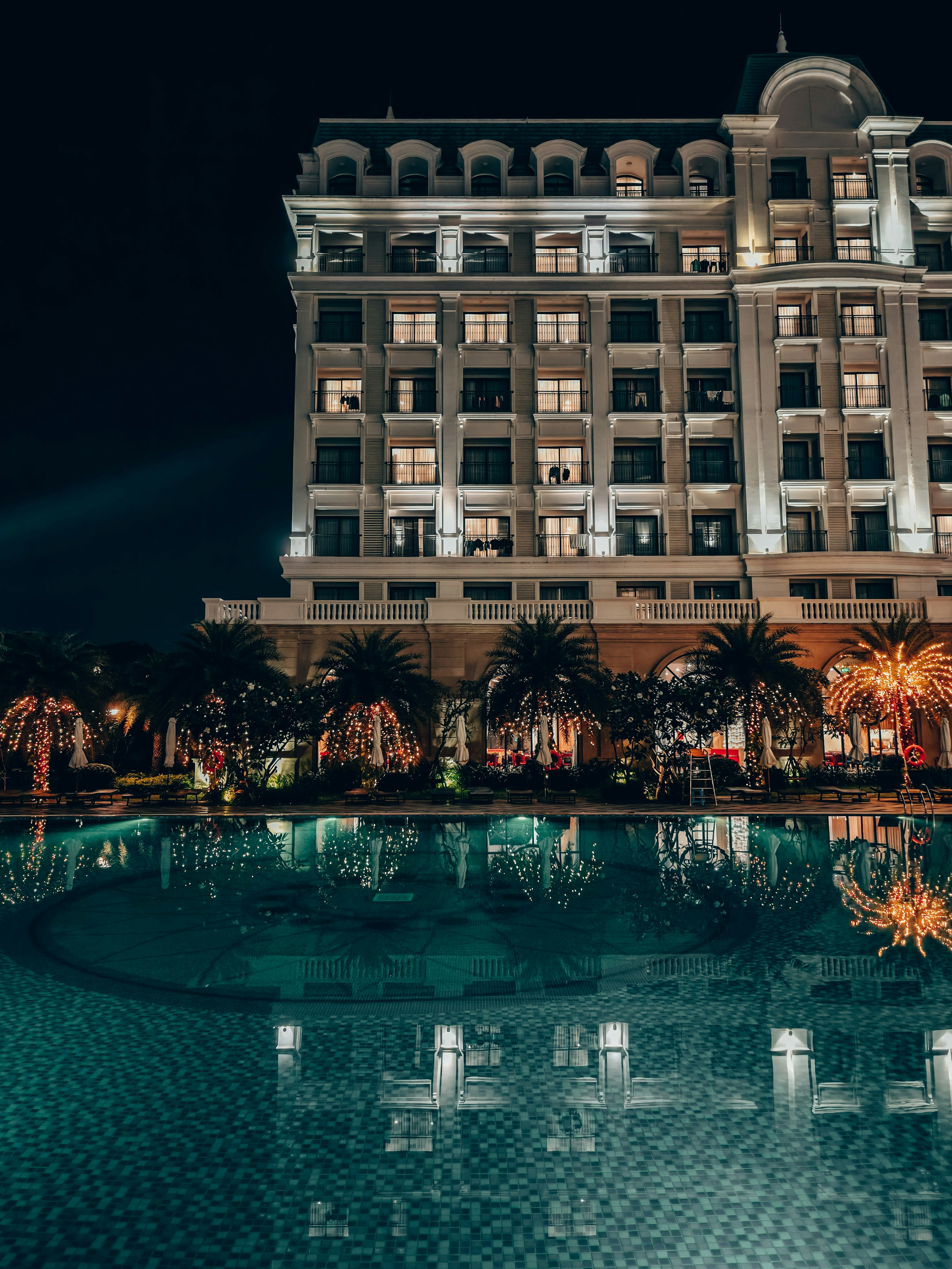 OpenAI Launches ChatGPT Ads in Europe, Offering Hotels New Marketing Opportunities with Daily Budgets Starting at €15