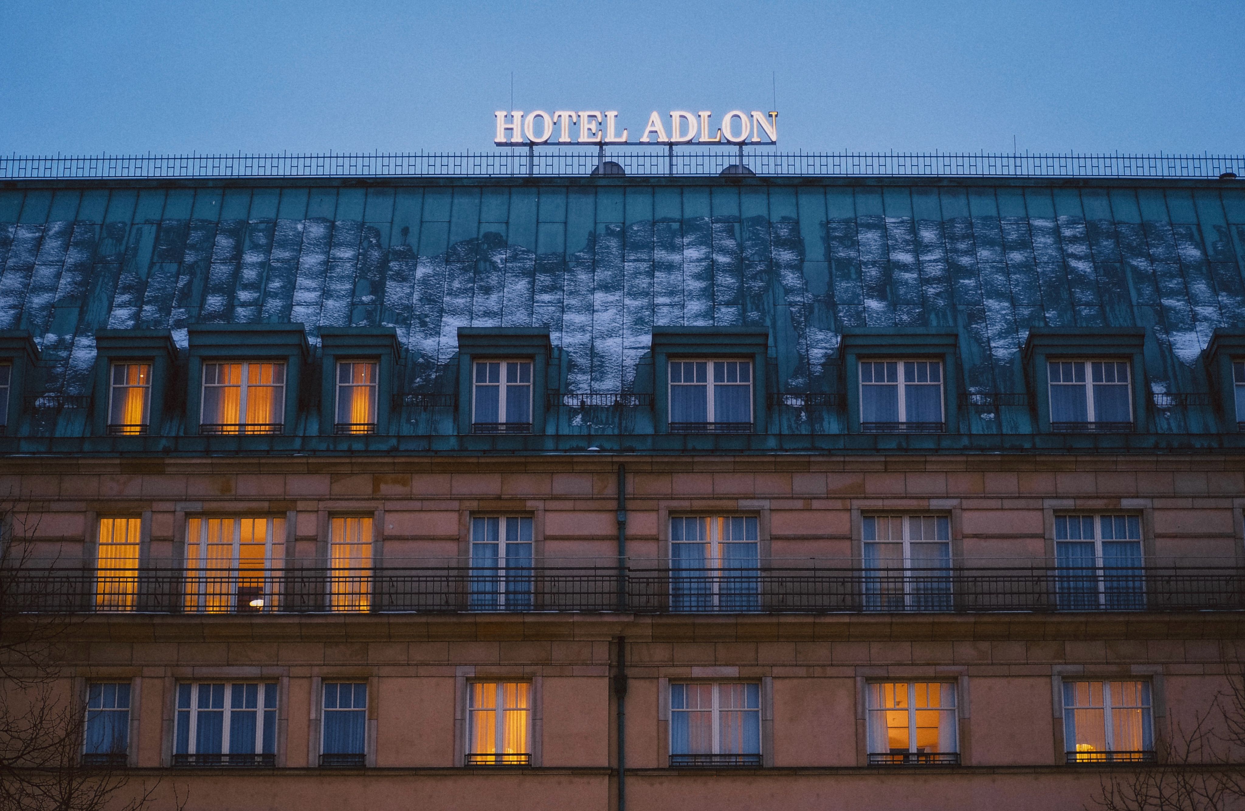 Research Reveals AI Agents Can Access Most Major Hotel Websites, But Inconsistencies Remain Across Platforms
