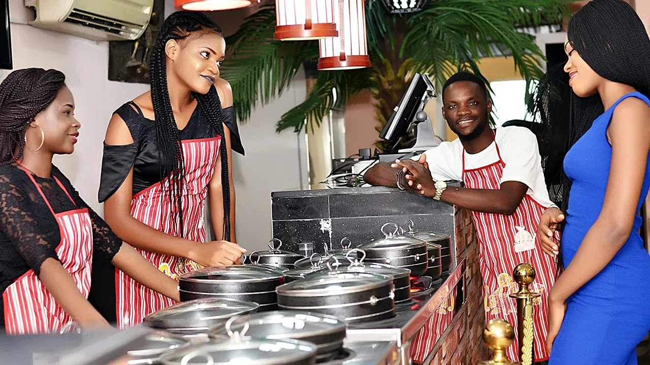 Employee Experience Crucial to Hospitality, Influencing Restaurant Culture and Customer Satisfaction, Says Industry Expert